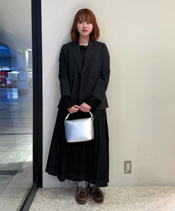 BEAMS HEARTのベルト ハンドル スクエア ショルダーバッグ 25SS レディースを使ったコーディネートを紹介します。｜Rakuten Fashion(楽天ファッション／旧楽天ブランドアベニュー)5429269