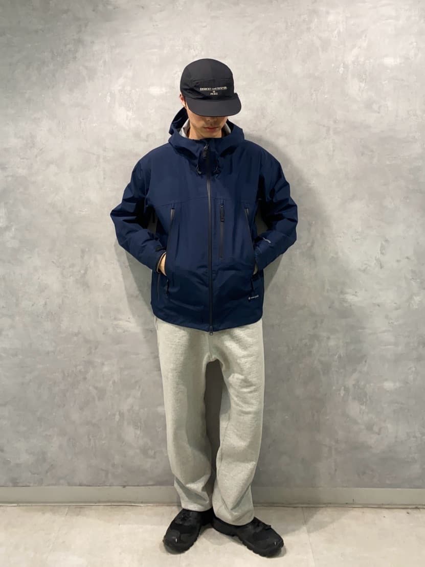 Snow PeakのGORE-TEX Rain Jacketを使ったコーディネートを紹介します。｜Rakuten Fashion(楽天ファッション／旧楽天ブランドアベニュー)5430429