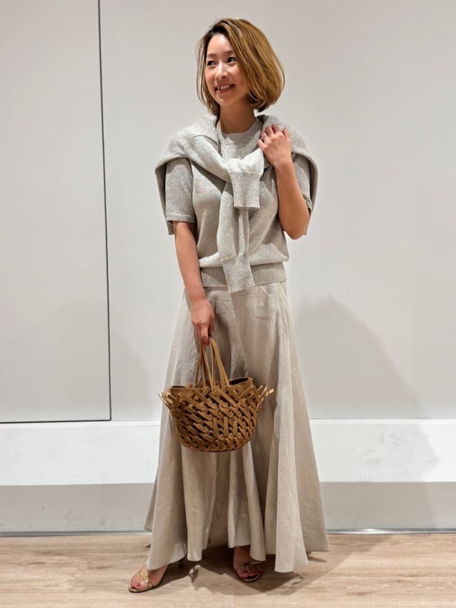 1er Arrondissementのフォイルプリントリネンスカートを使ったコーディネートを紹介します。｜Rakuten Fashion(楽天ファッション／旧楽天ブランドアベニュー)5430878