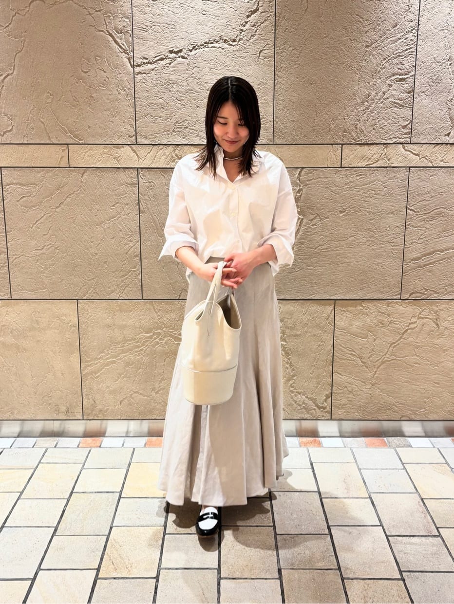 1er Arrondissementのハイポリコットンシャツを使ったコーディネートを紹介します。｜Rakuten Fashion(楽天ファッション／旧楽天ブランドアベニュー)5432440