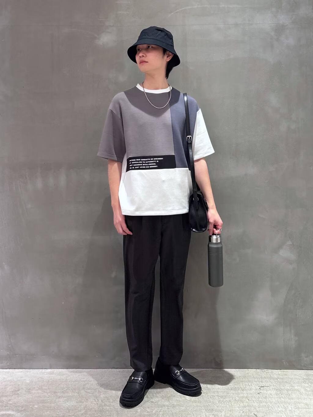 LAKOLEのダンボールキリカエ半袖Tを使ったコーディネートを紹介します。｜Rakuten Fashion(楽天ファッション／旧楽天ブランドアベニュー)5436925