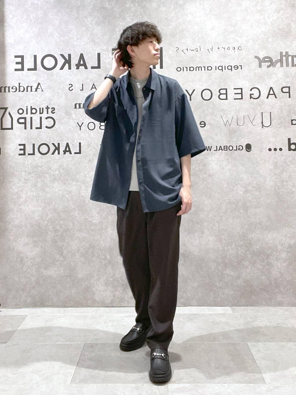 LAKOLEの【吸水速乾】DRYレギュラーシャツ半袖を使ったコーディネートを紹介します。｜Rakuten Fashion(楽天ファッション／旧楽天ブランドアベニュー)5436927