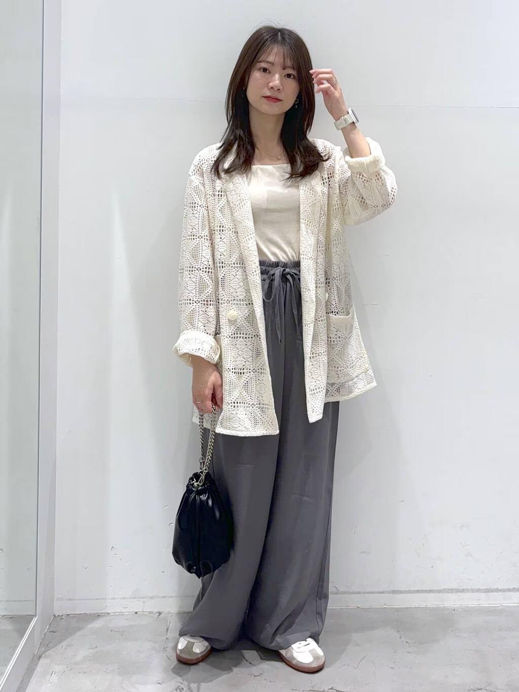 LAKOLEのレースジャケットを使ったコーディネートを紹介します。｜Rakuten Fashion(楽天ファッション／旧楽天ブランドアベニュー)5436942