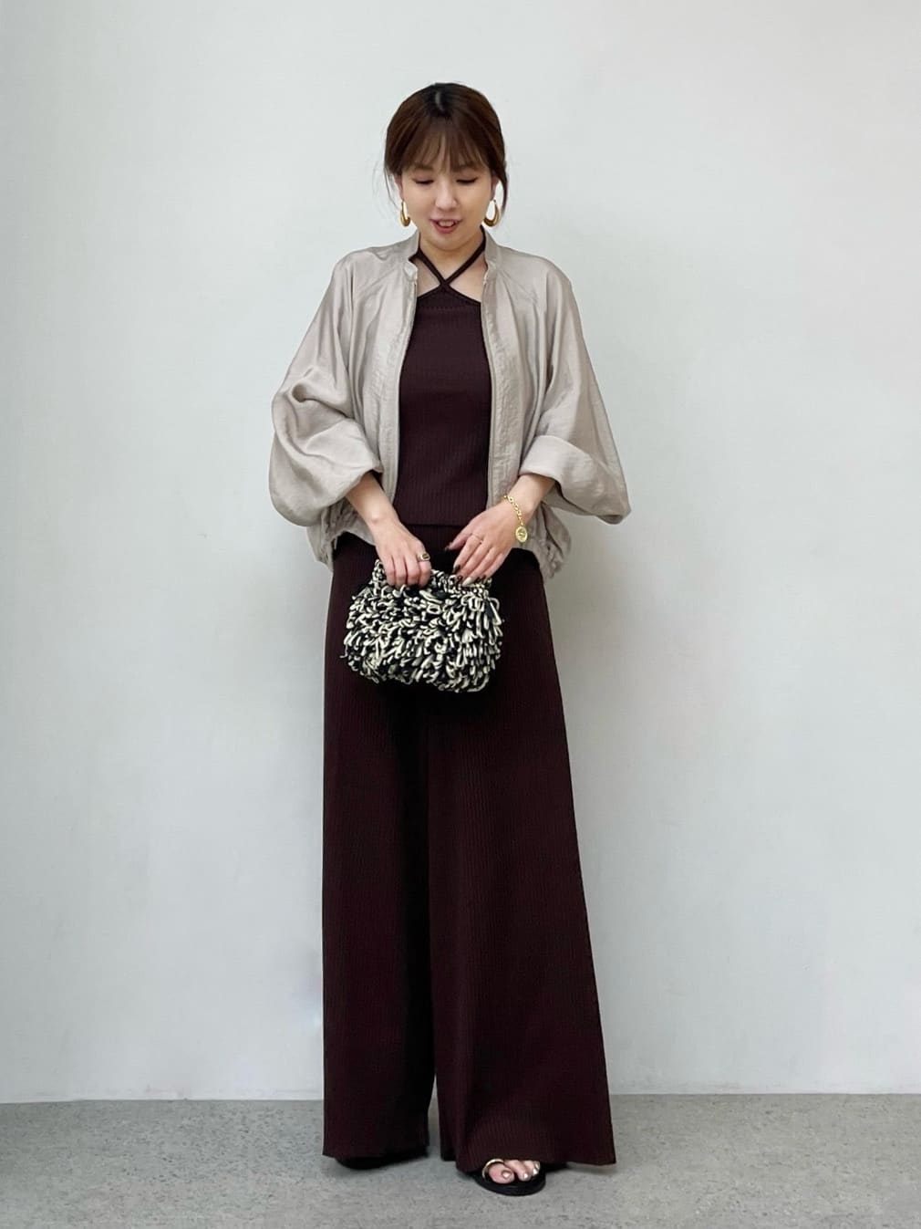 NOBLEのライトフルクロスワイドスリーブコートを使った NOBLEのライトフルクロスワイドスリーブコートを使った