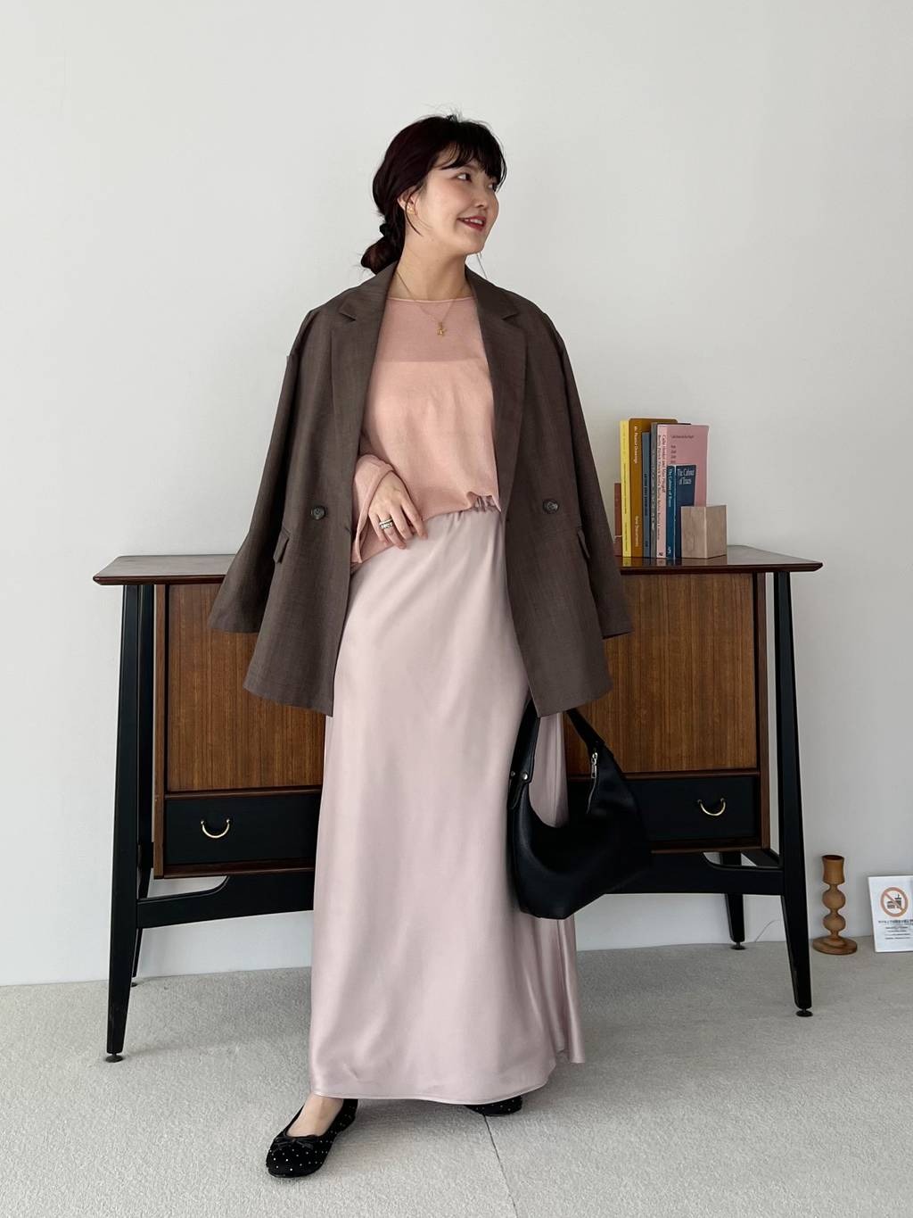 mysty womanの【復刻/WEB限定】ソルベシアーニットを使ったコーディネートを紹介します。｜Rakuten Fashion(楽天ファッション／旧楽天ブランドアベニュー)5450333