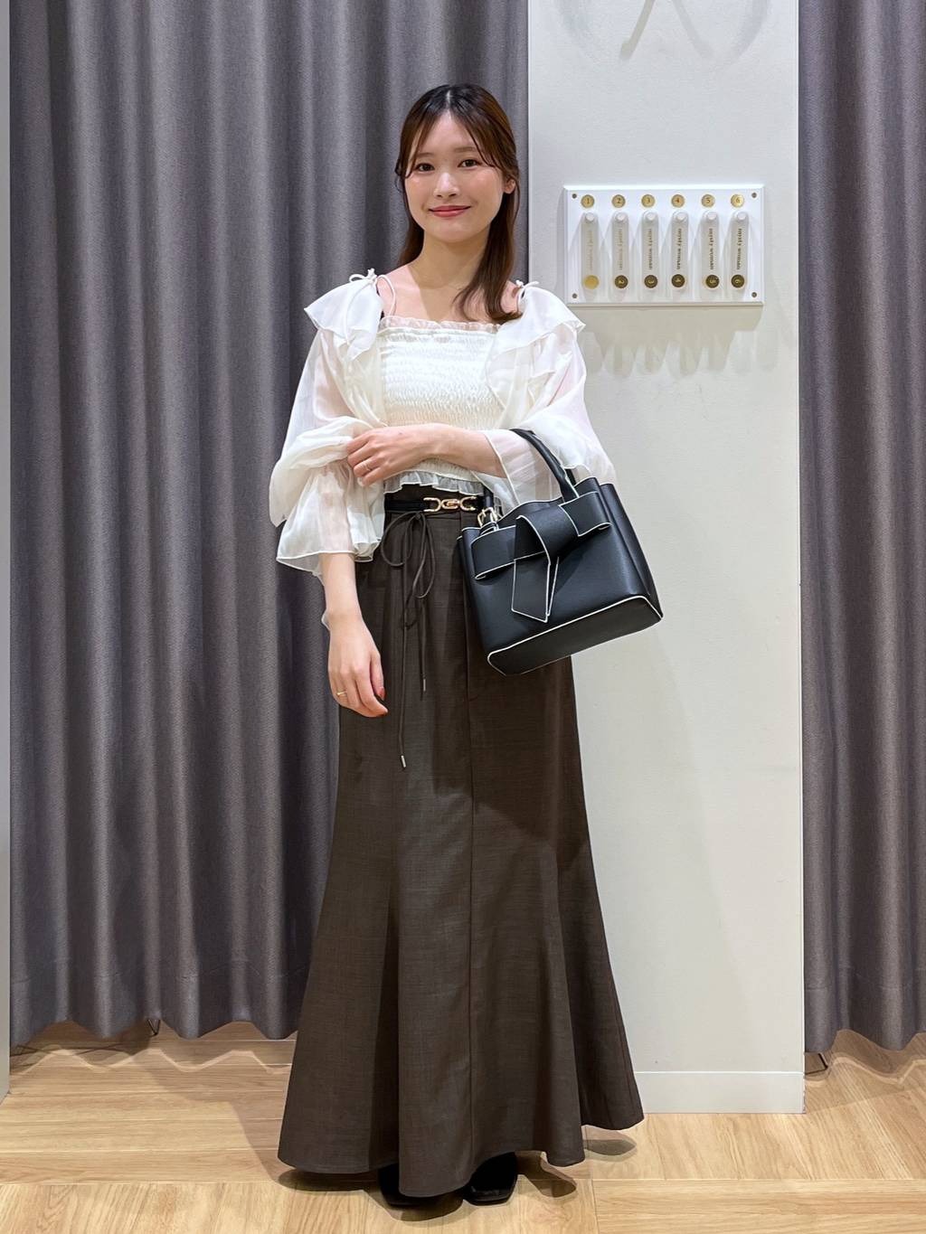 mysty womanのコーディネートを紹介します。｜Rakuten Fashion(楽天ファッション／旧楽天ブランドアベニュー)5450338