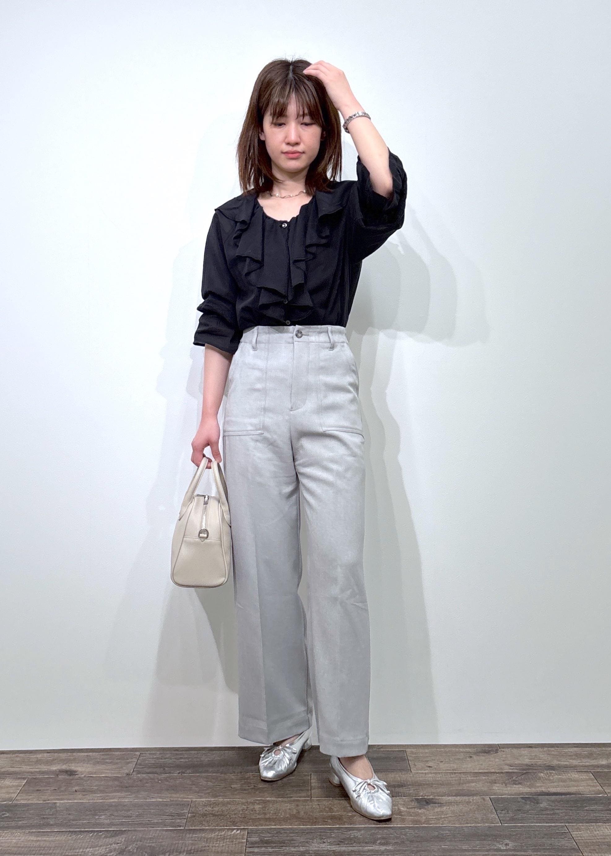 ROPE' PICNICの【接触冷感・通気性】お着軽シャツシリーズ/綿ボイルフリルブラウスを使ったコーディネートを紹介します。｜Rakuten Fashion(楽天ファッション／旧楽天ブランドアベニュー)5490298