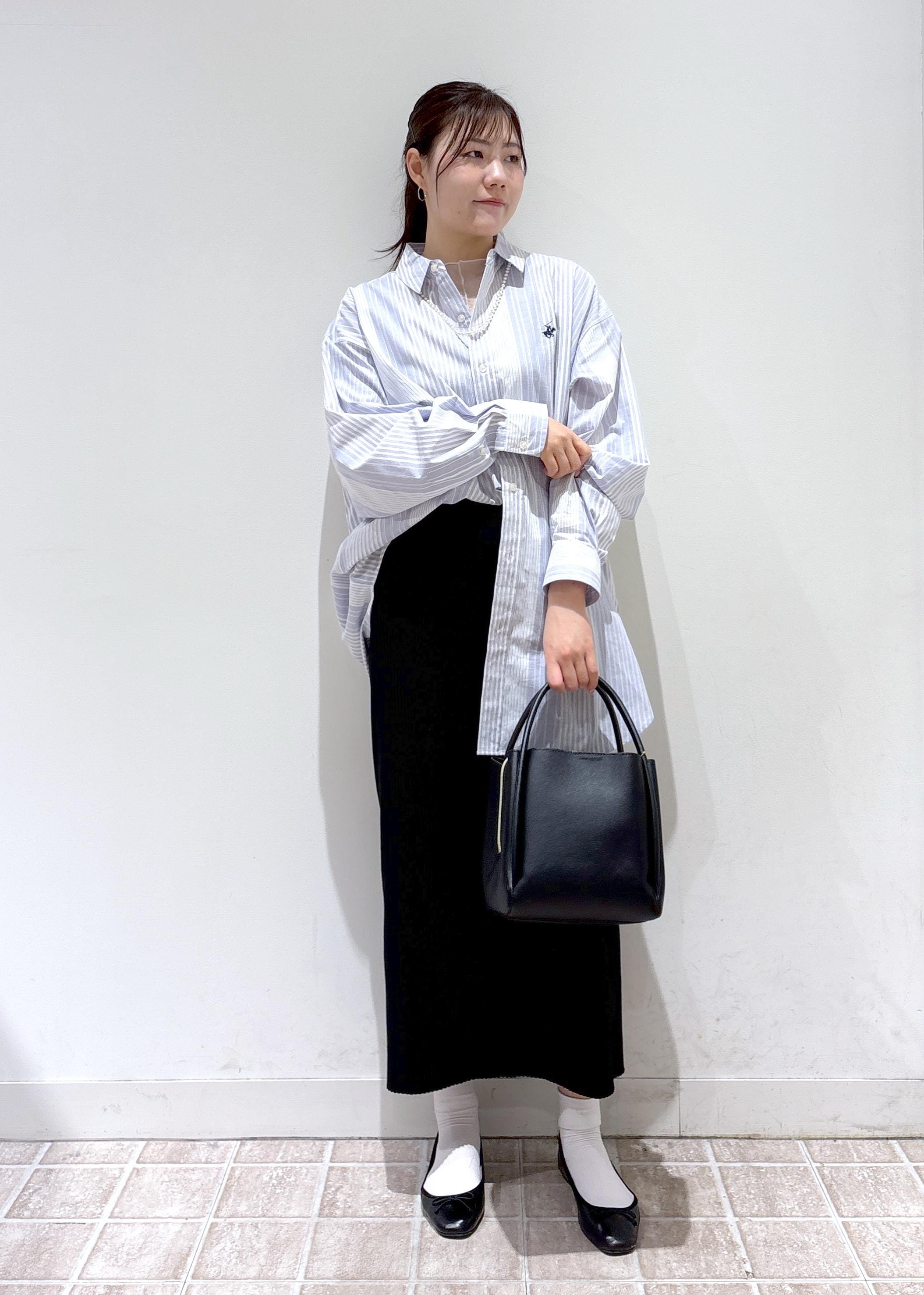 ROPE' PICNICの【BEVERLY HILLS POLO CLUB/ビバリーヒルズポロクラブ】BIGシャツを使ったコーディネートを紹介します。｜Rakuten Fashion(楽天ファッション／旧楽天ブランドアベニュー)5490340