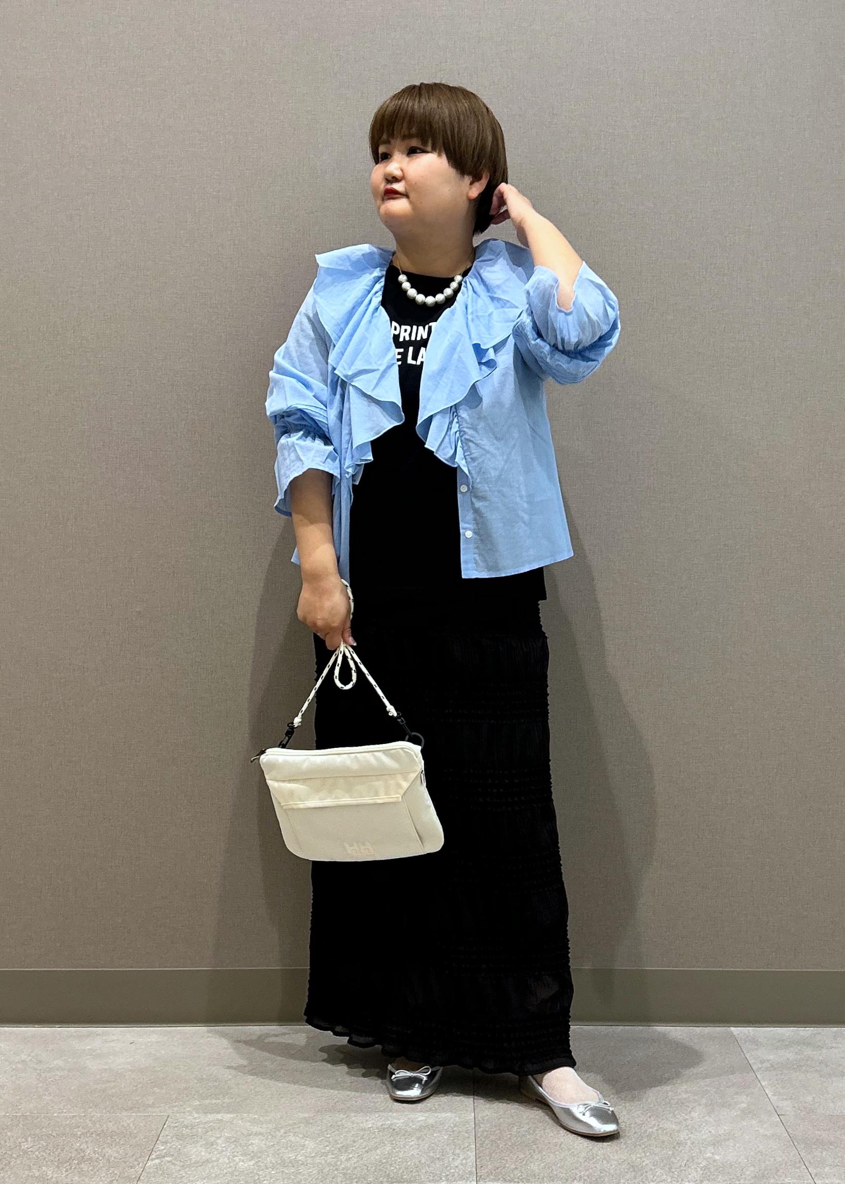 ROPE' PICNICの【接触冷感・通気性】お着軽シャツシリーズ/綿ボイルフリルブラウスを使ったコーディネートを紹介します。｜Rakuten Fashion(楽天ファッション／旧楽天ブランドアベニュー)5545829