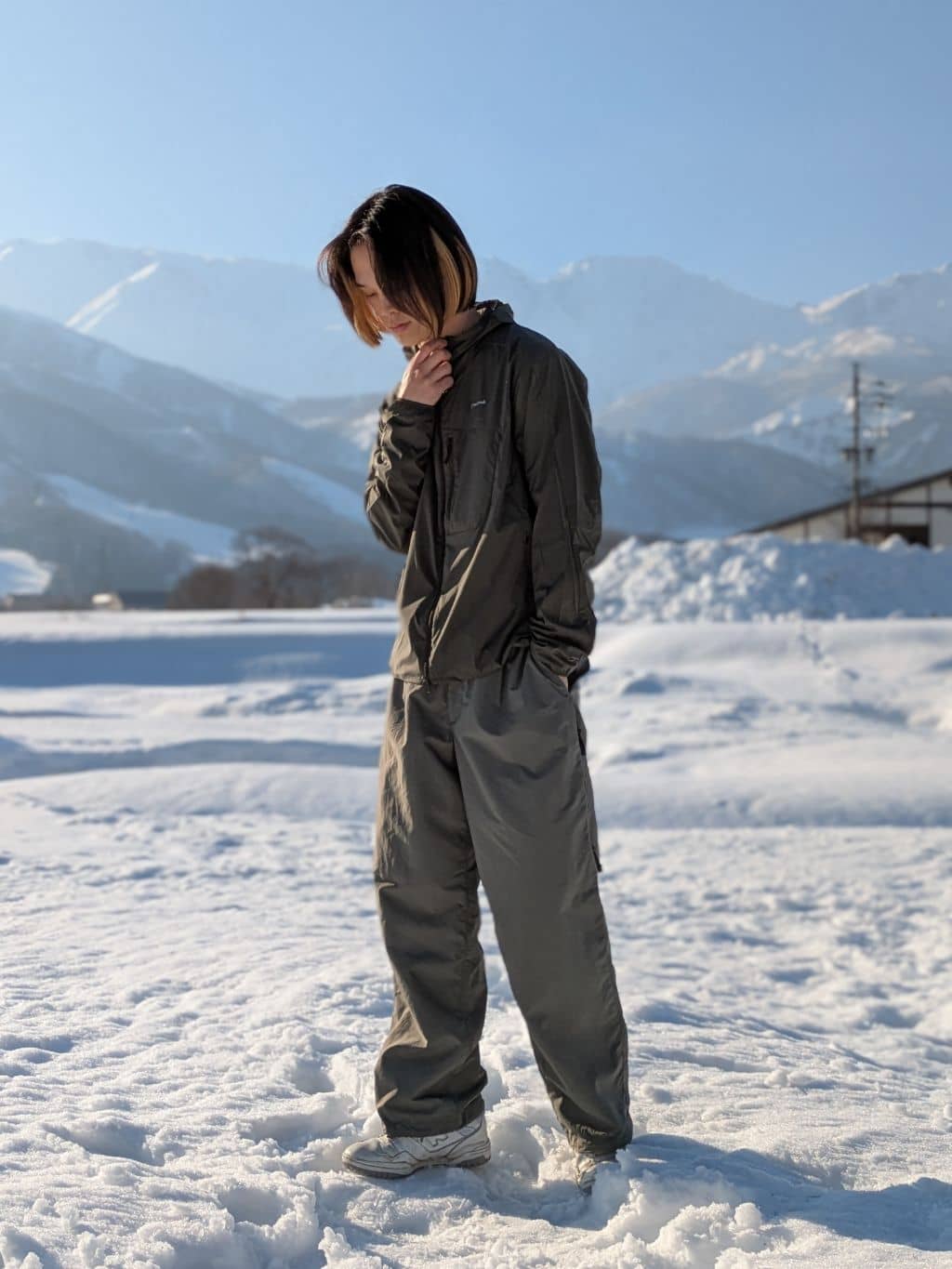 Snow PeakのNylon Tussah Utility Storage Pantsを使ったコーディネートを紹介します。｜Rakuten Fashion(楽天ファッション／旧楽天ブランドアベニュー)5454049