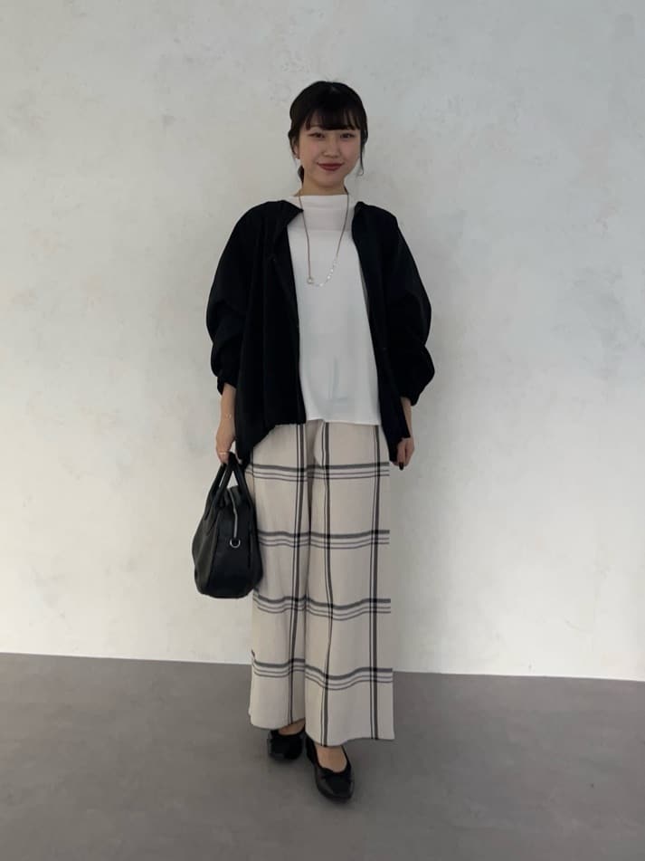 BEARDSLEYのワッフルチェックウエストリブパンツを使った
