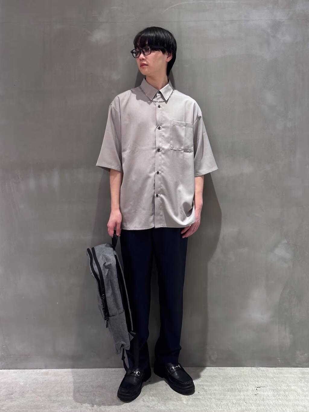 LAKOLEの【吸水速乾】DRYレギュラーシャツ半袖を使ったコーディネートを紹介します。｜Rakuten Fashion(楽天ファッション／旧楽天ブランドアベニュー)5471130