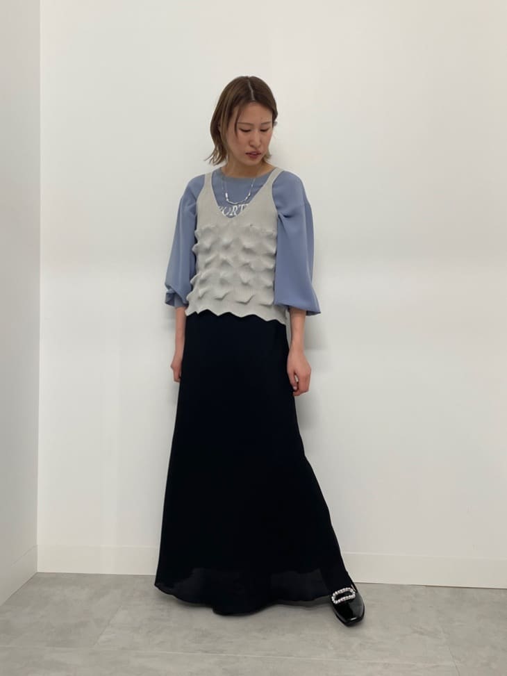 Vinの箔ロゴシアートップスを使ったコーディネートを紹介します。｜Rakuten Fashion(楽天ファッション／旧楽天ブランドアベニュー)5471337