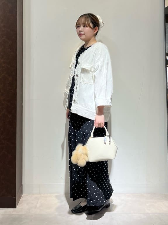 Vinの楊柳ドビードットワンピースを使ったコーディネートを紹介します。｜Rakuten Fashion(楽天ファッション／旧楽天ブランドアベニュー)5475570