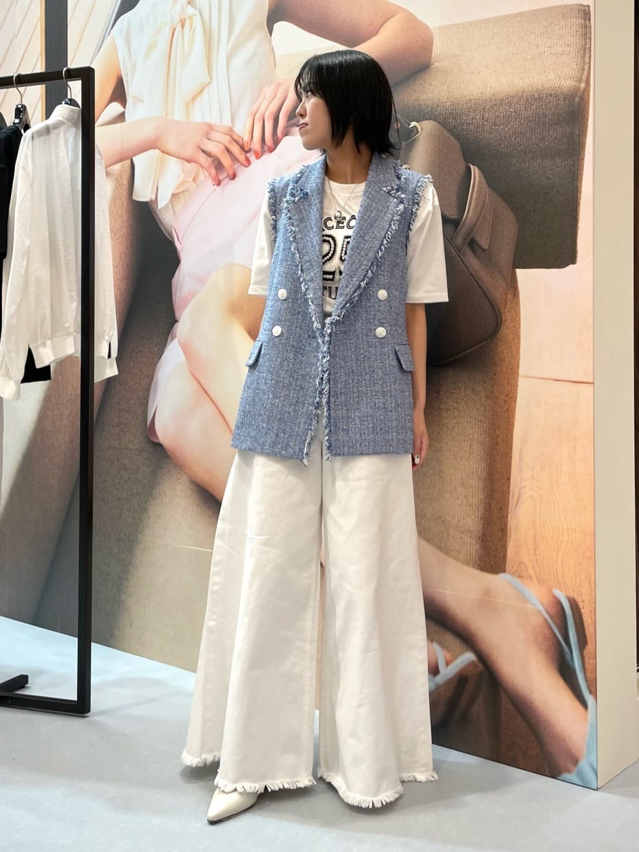 GRACE CONTINENTALのシャンブレーツイードジレを使った