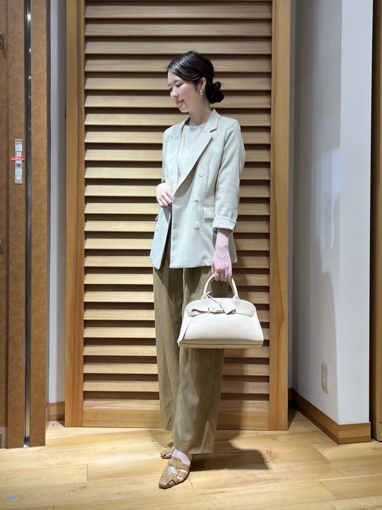 Vinのリラックスイージーワイドパンツを使ったコーディネートを紹介します。｜Rakuten Fashion(楽天ファッション／旧楽天ブランドアベニュー)5480671