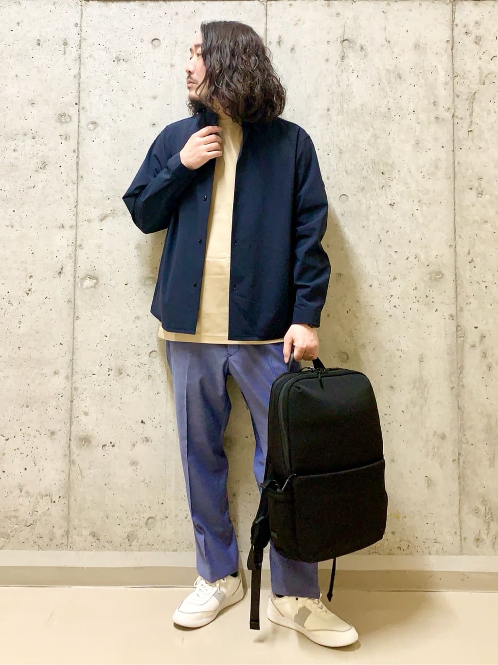 TAKEO KIKUCHIの【軽羽織】ハイストレッチ オープンバンドカラー シャツを使ったコーディネートを紹介します。｜Rakuten Fashion(楽天ファッション／旧楽天ブランドアベニュー)5482676