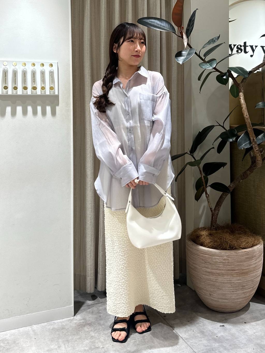 mysty womanのダブルリボンサテンミュールを使ったコーディネートを紹介します。｜Rakuten Fashion(楽天ファッション／旧楽天ブランドアベニュー)5483672