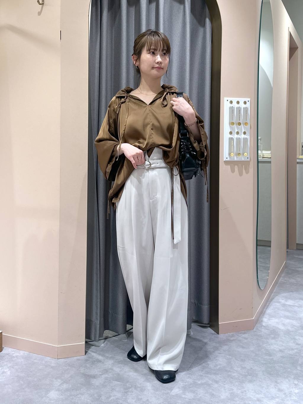 mysty womanのラウンドスクエアパンプスを使ったコーディネートを紹介します。｜Rakuten Fashion(楽天ファッション／旧楽天ブランドアベニュー)5483660
