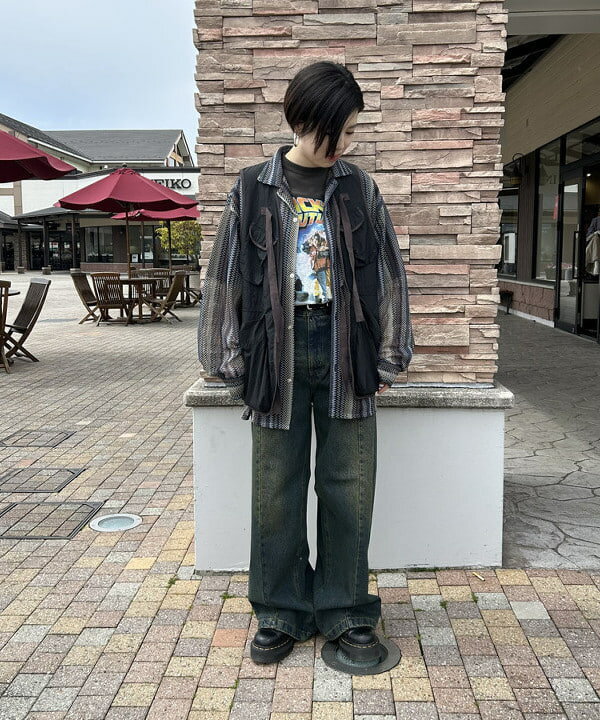 BEAMS HEARTのブラスト シーム バギーデニムパンツを使ったコーディネートを紹介します。｜Rakuten Fashion(楽天ファッション／旧楽天ブランドアベニュー)5488760