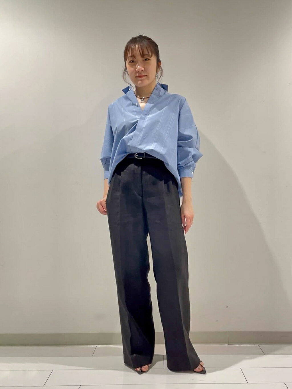 TOMORROWLAND | ウェットリネン タックワイドパンツ | Rakuten Fashion