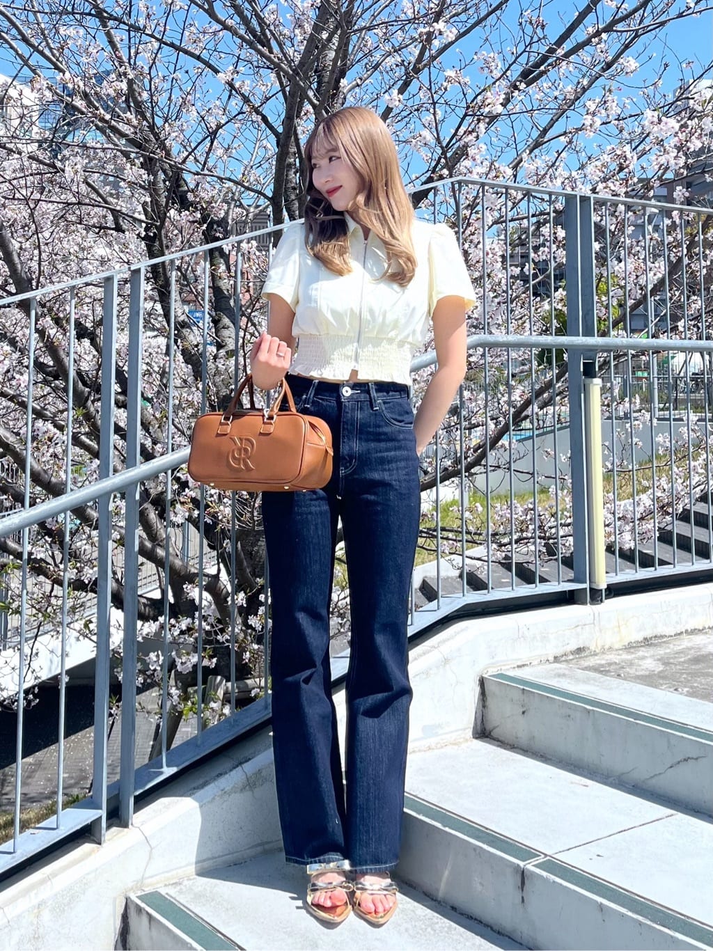 riendaのShapelyMakeジャストウエストデニムパンツを使った