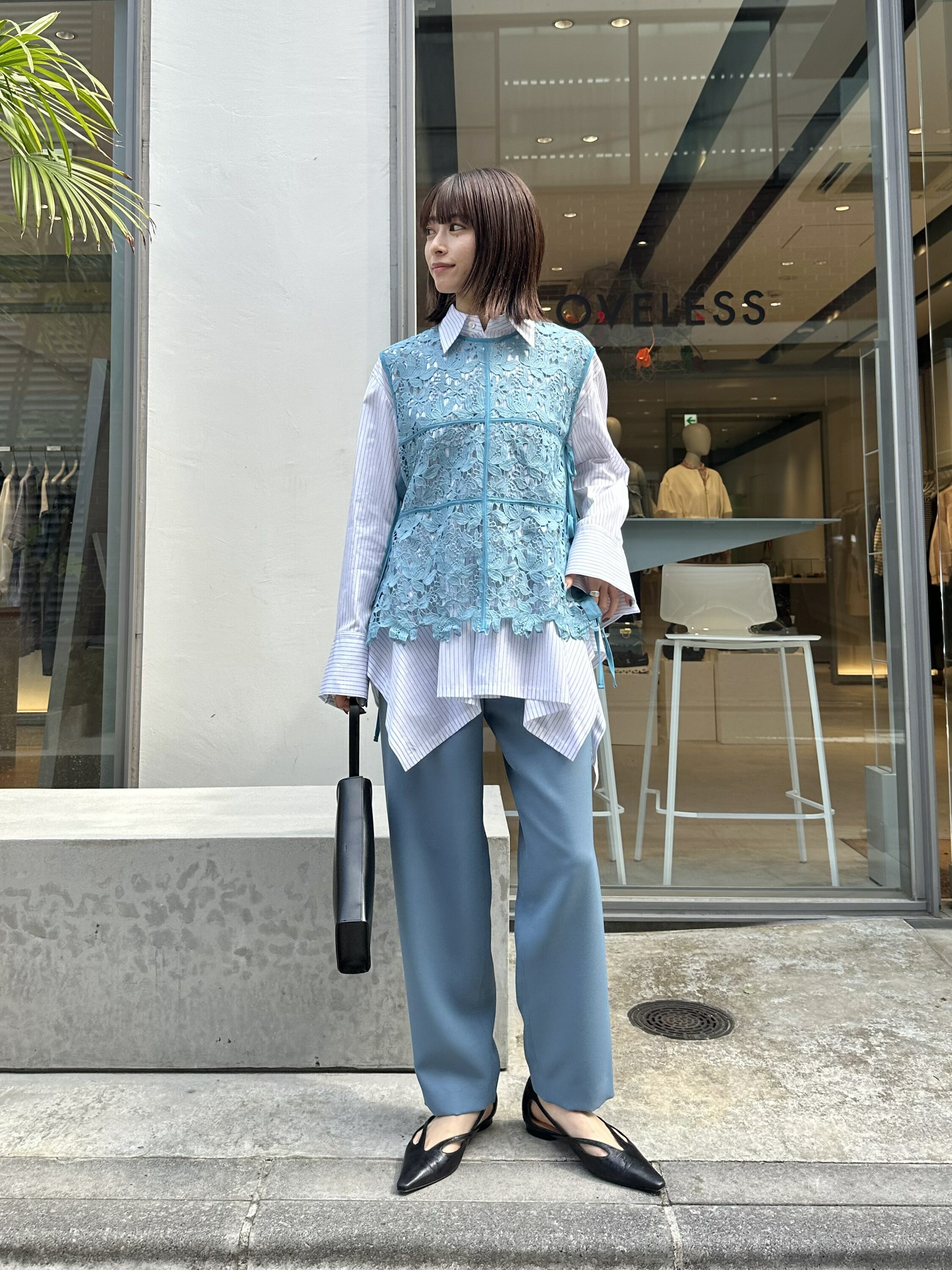 LOVELESSのクリアツイルテーパードパンツを使ったコーディネートを紹介します。｜Rakuten Fashion(楽天ファッション／旧楽天ブランドアベニュー)5497971