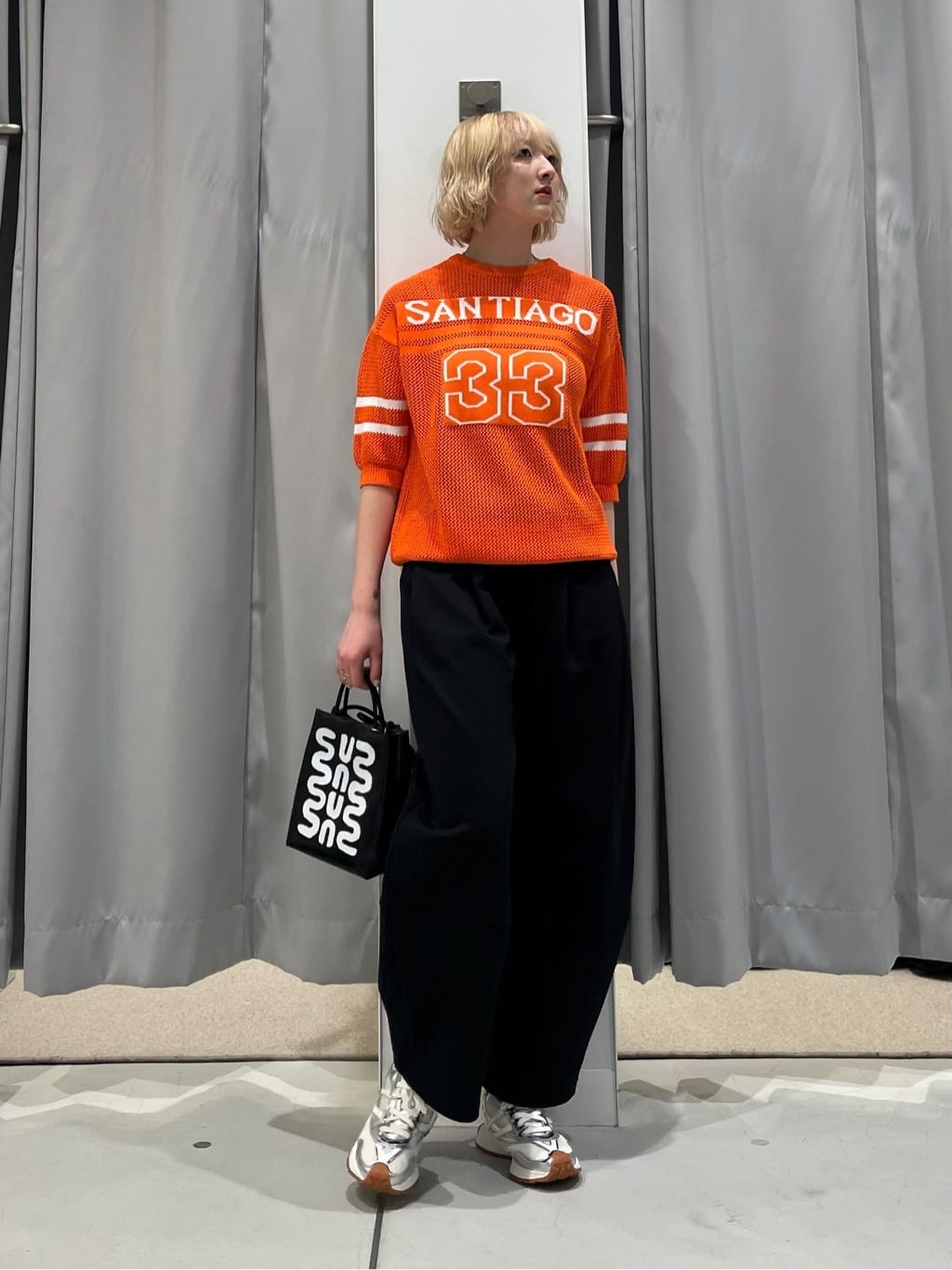 Vinのメッシュ編みナンバーロゴプルオーパーを使ったコーディネートを紹介します。｜Rakuten Fashion(楽天ファッション／旧楽天ブランドアベニュー)5504759