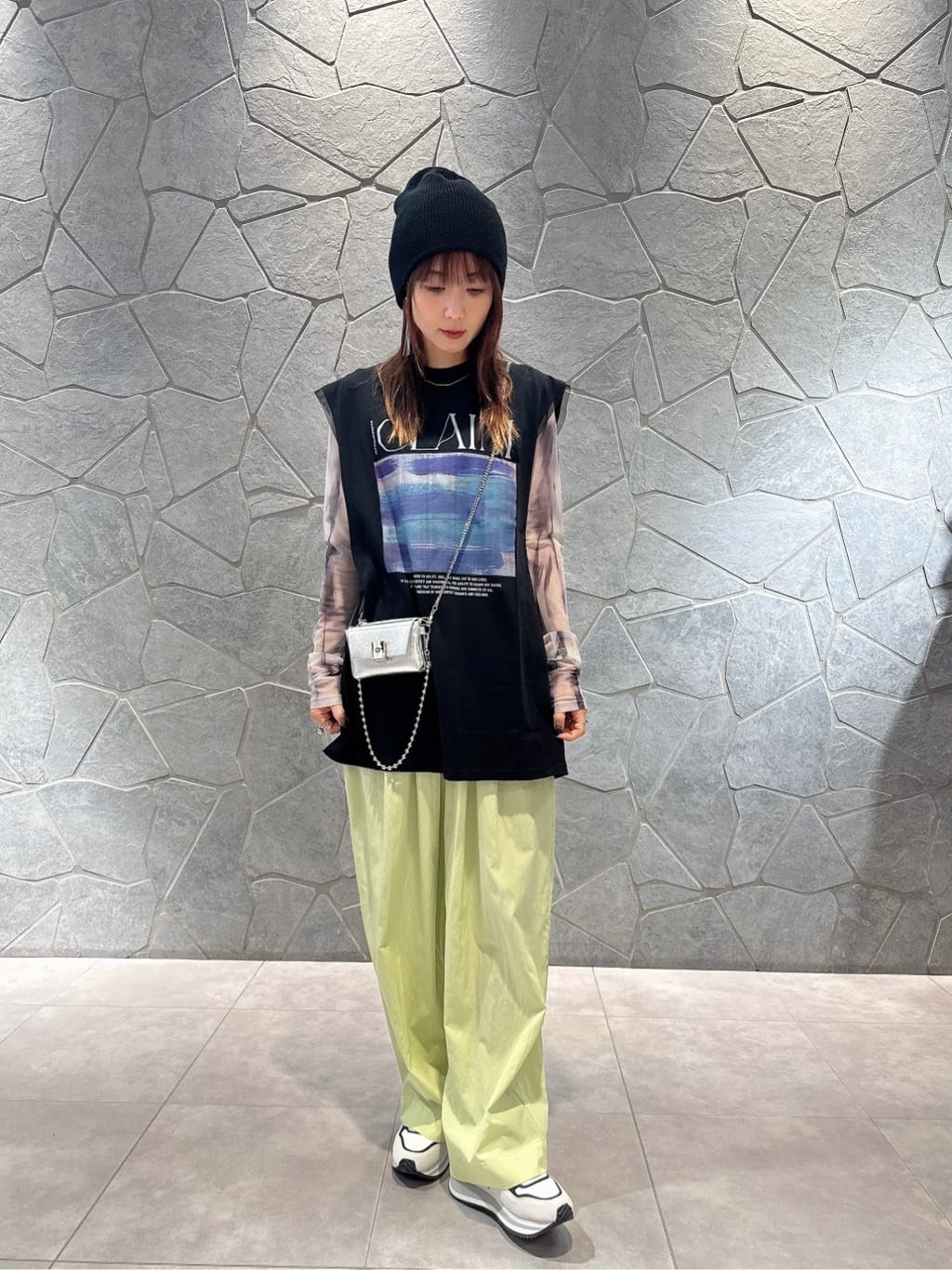 LASUDのレースフレンチスリーブプリントTシャツを使ったコーディネートを紹介します。｜Rakuten Fashion(楽天ファッション／旧楽天ブランドアベニュー)5510343