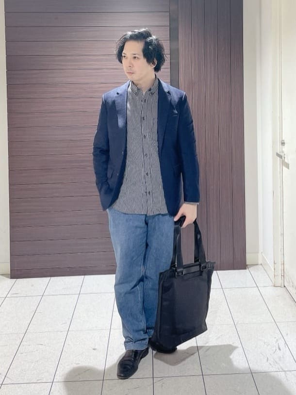 TAKEO KIKUCHIの【抗菌防臭】尾州 リネンブレンド ハニカムメッシュ ジャケットを使ったコーディネートを紹介します。｜Rakuten Fashion(楽天ファッション／旧楽天ブランドアベニュー)5512590