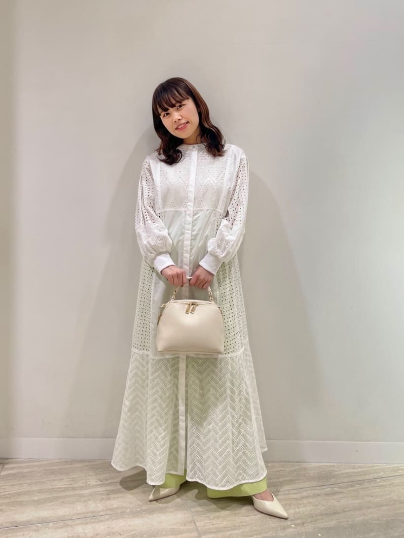 Vinの2WAYニットタンクトップを使ったコーディネートを紹介します。｜Rakuten Fashion(楽天ファッション／旧楽天ブランドアベニュー)5513150