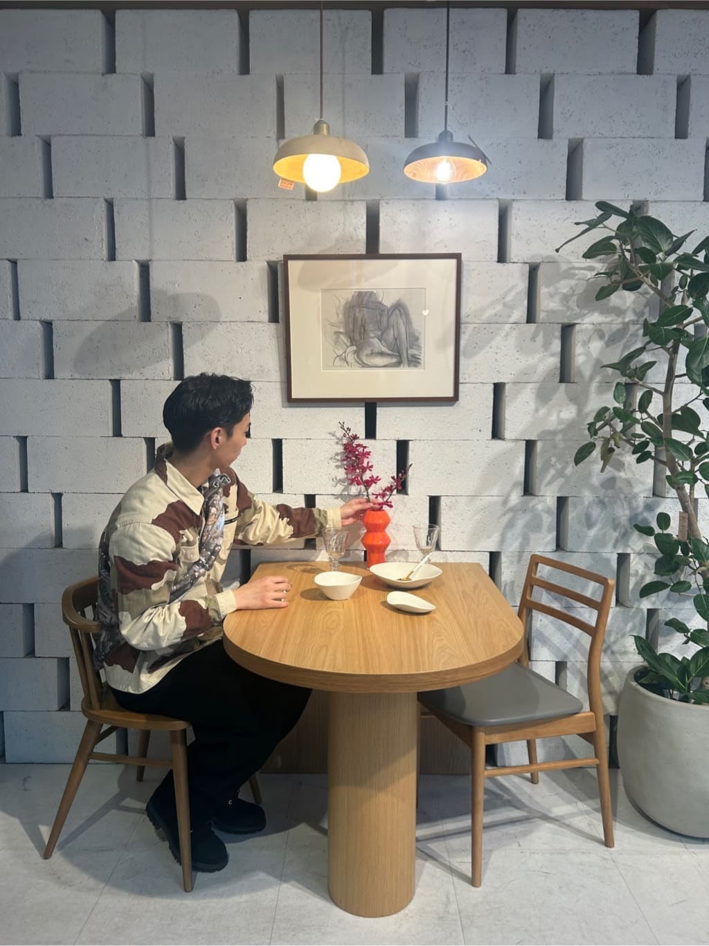 journal standard Furnitureの【Cutipol/クチポール】GOA ディナーフォーク ホワイト*ゴールドを使ったコーディネートを紹介します。｜Rakuten Fashion(楽天ファッション／旧楽天ブランドアベニュー)5514331