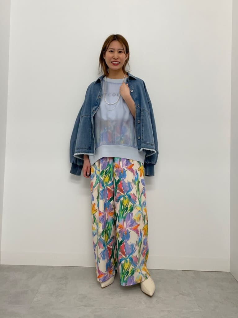 Vinのシアードルマンプルオーバー×ロゴタンクトップを使ったコーディネートを紹介します。｜Rakuten Fashion(楽天ファッション／旧楽天ブランドアベニュー)5514590