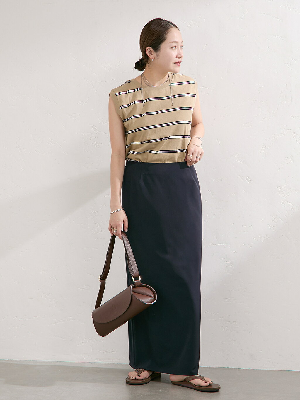 JOURNAL STANDARDの別注【RAINBOW SANDALS】 MEDIUM STRAP SINGLEを使ったコーディネートを紹介します。｜Rakuten Fashion(楽天ファッション／旧楽天ブランドアベニュー)5523739