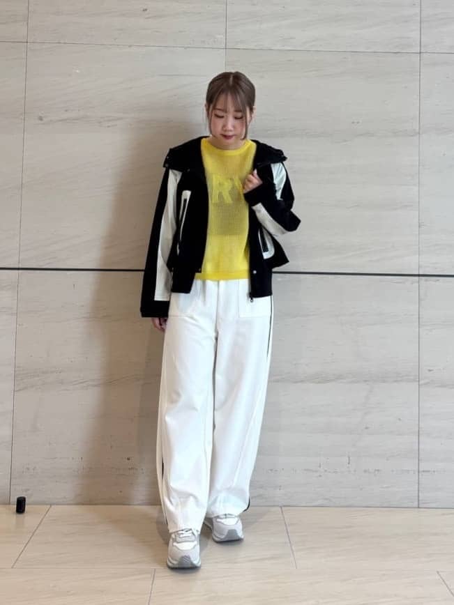 Vinのウェッジソールスニーカーを使ったコーディネートを紹介します。｜Rakuten Fashion(楽天ファッション／旧楽天ブランドアベニュー)5528957