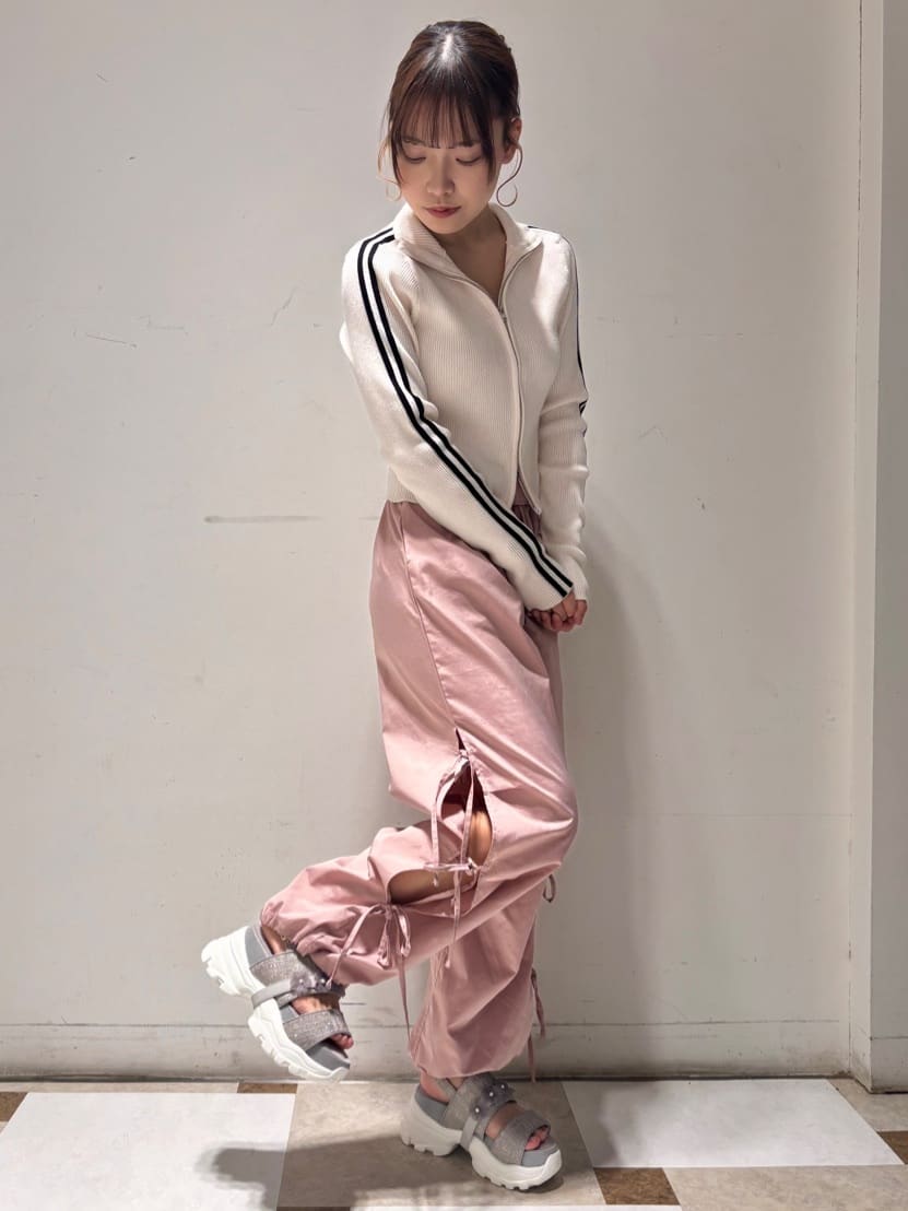 ESPERANZAのツイード風フラワーベルトスポサンを使ったコーディネート