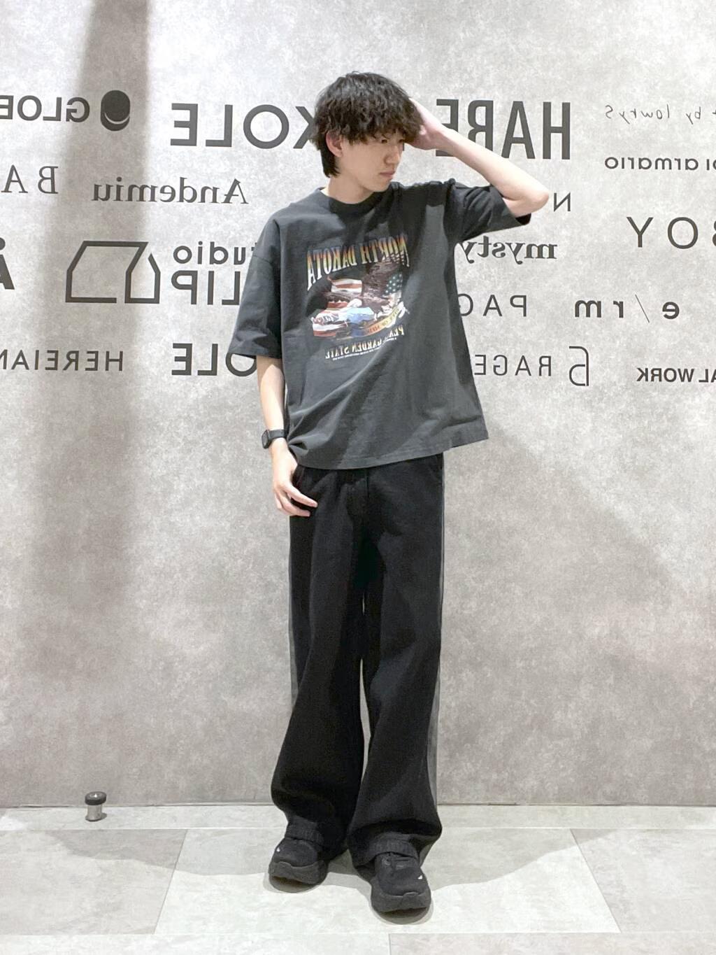 LAKOLEのヴィンテージライク半袖Tを使ったコーディネートを紹介します。｜Rakuten Fashion(楽天ファッション／旧楽天ブランドアベニュー)5530154