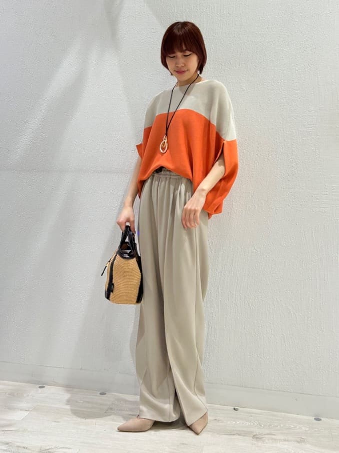 Vinのバイカラードルマンワイドニットを使ったコーディネートを紹介します。｜Rakuten Fashion(楽天ファッション／旧楽天ブランドアベニュー)5535875