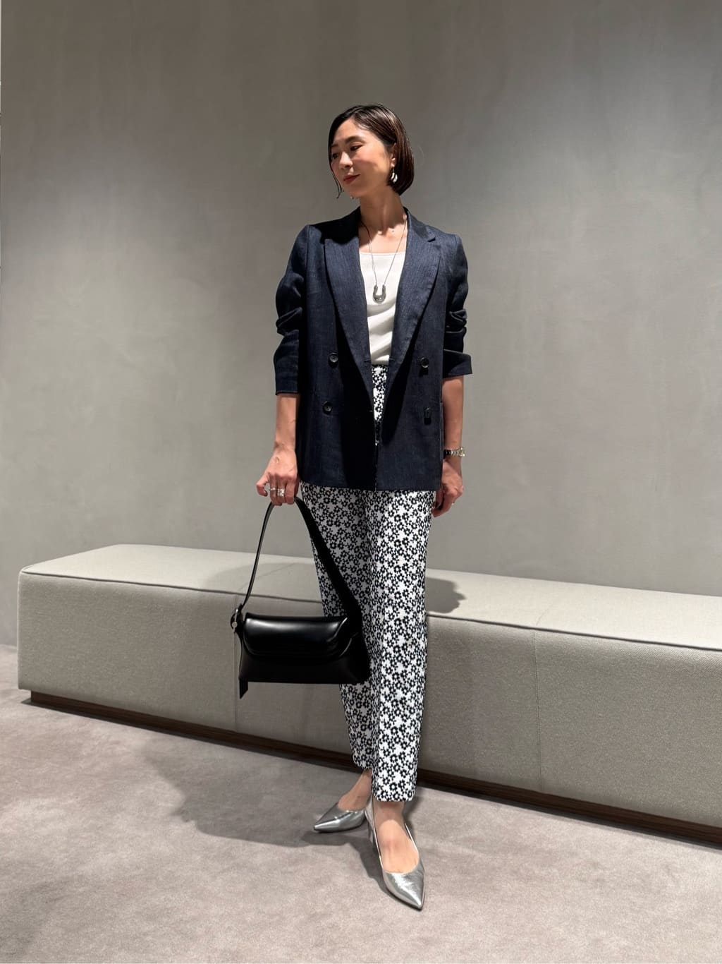 UNITED ARROWS LTD. OUTLET | シャイニー エンブロイダリー フラワー