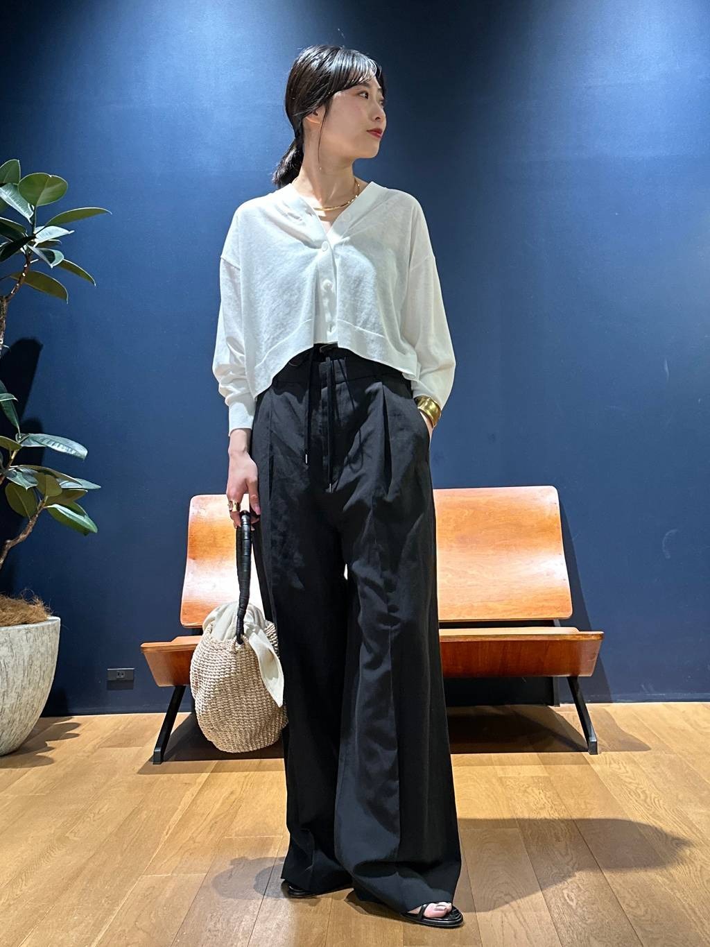 Curensology | シアーショートニットカーディガン | Rakuten Fashion