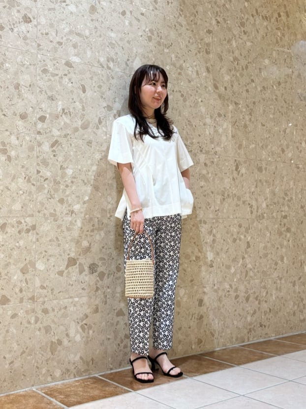 UNITED ARROWS LTD. OUTLET | シャイニー エンブロイダリー フラワー