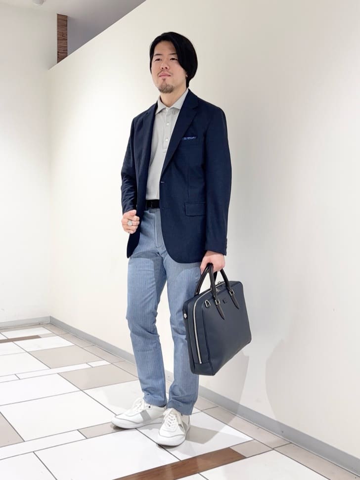 TAKEO KIKUCHIの【抗菌防臭】尾州 リネンブレンド ハニカムメッシュ ジャケットを使ったコーディネートを紹介します。｜Rakuten Fashion(楽天ファッション／旧楽天ブランドアベニュー)5563706