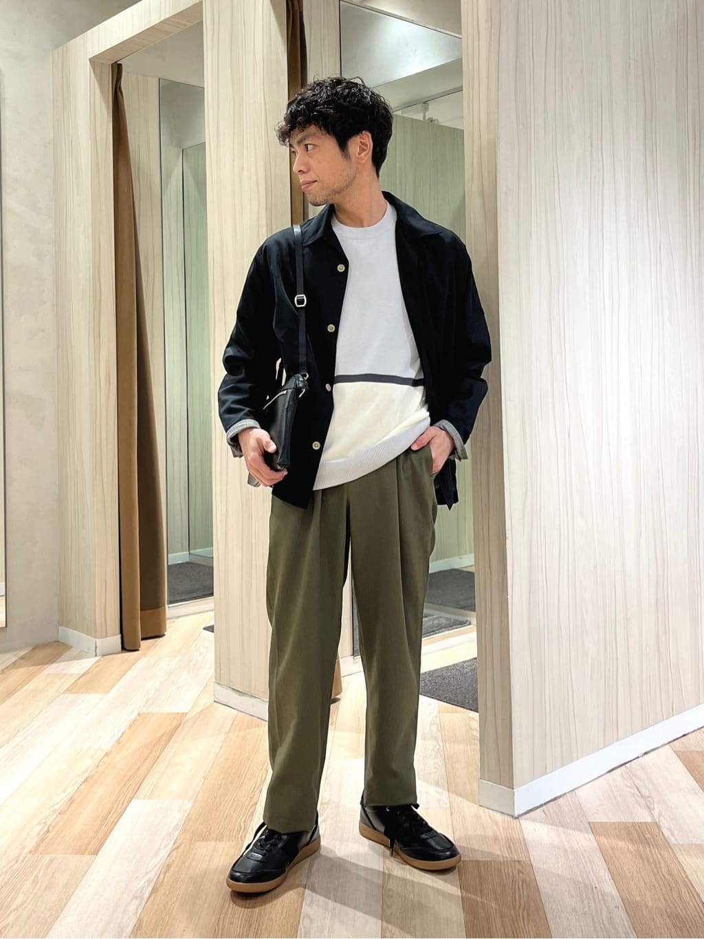TAKEO KIKUCHIの【羽織】ダブルフェイス シャツ 羽織りを使ったコーディネートを紹介します。｜Rakuten Fashion(楽天ファッション／旧楽天ブランドアベニュー)5564486