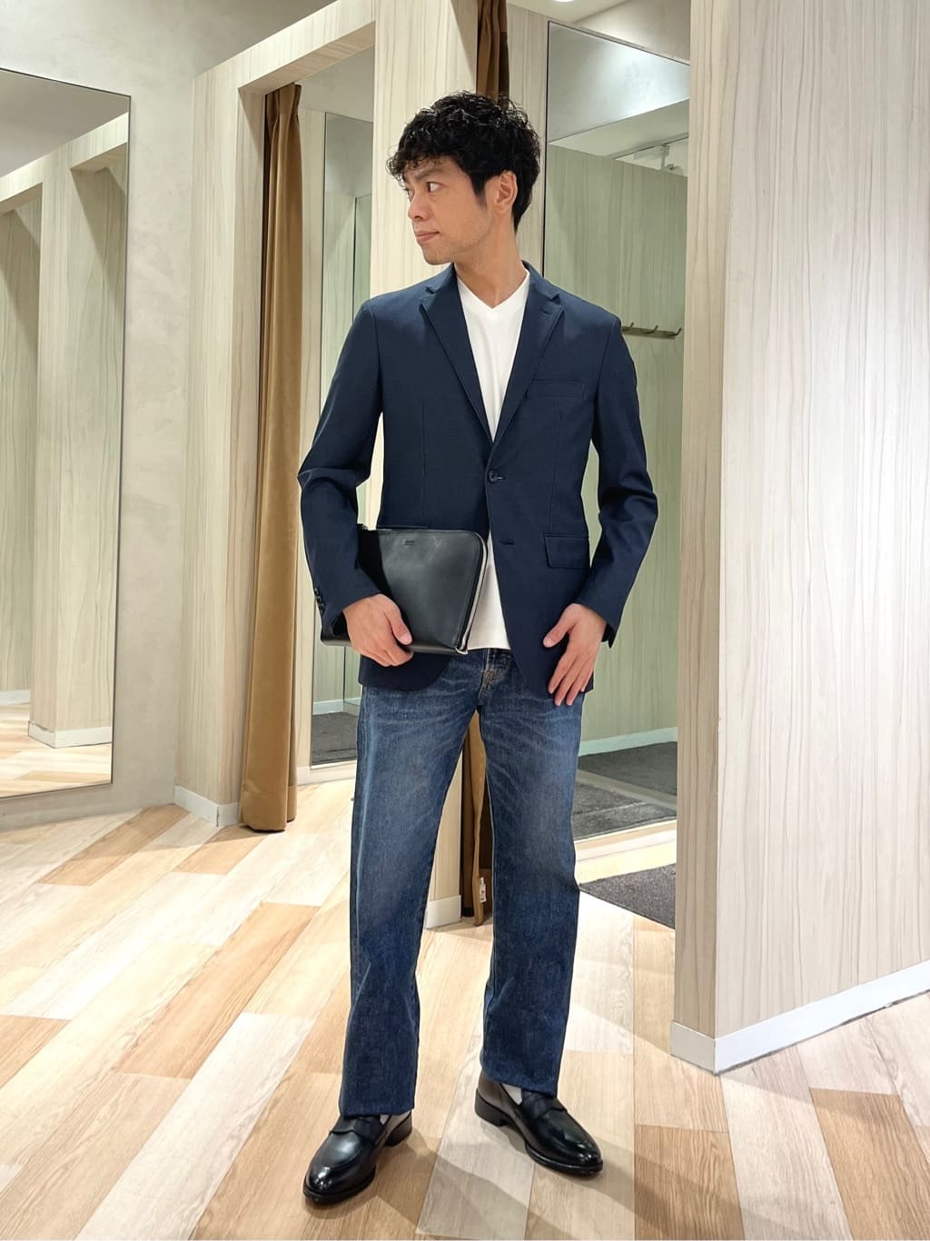 TAKEO KIKUCHIの【360°ストレッチ/セットアップ対応】None Of Stress ジャケットを使ったコーディネートを紹介します。｜Rakuten Fashion(楽天ファッション／旧楽天ブランドアベニュー)5564488