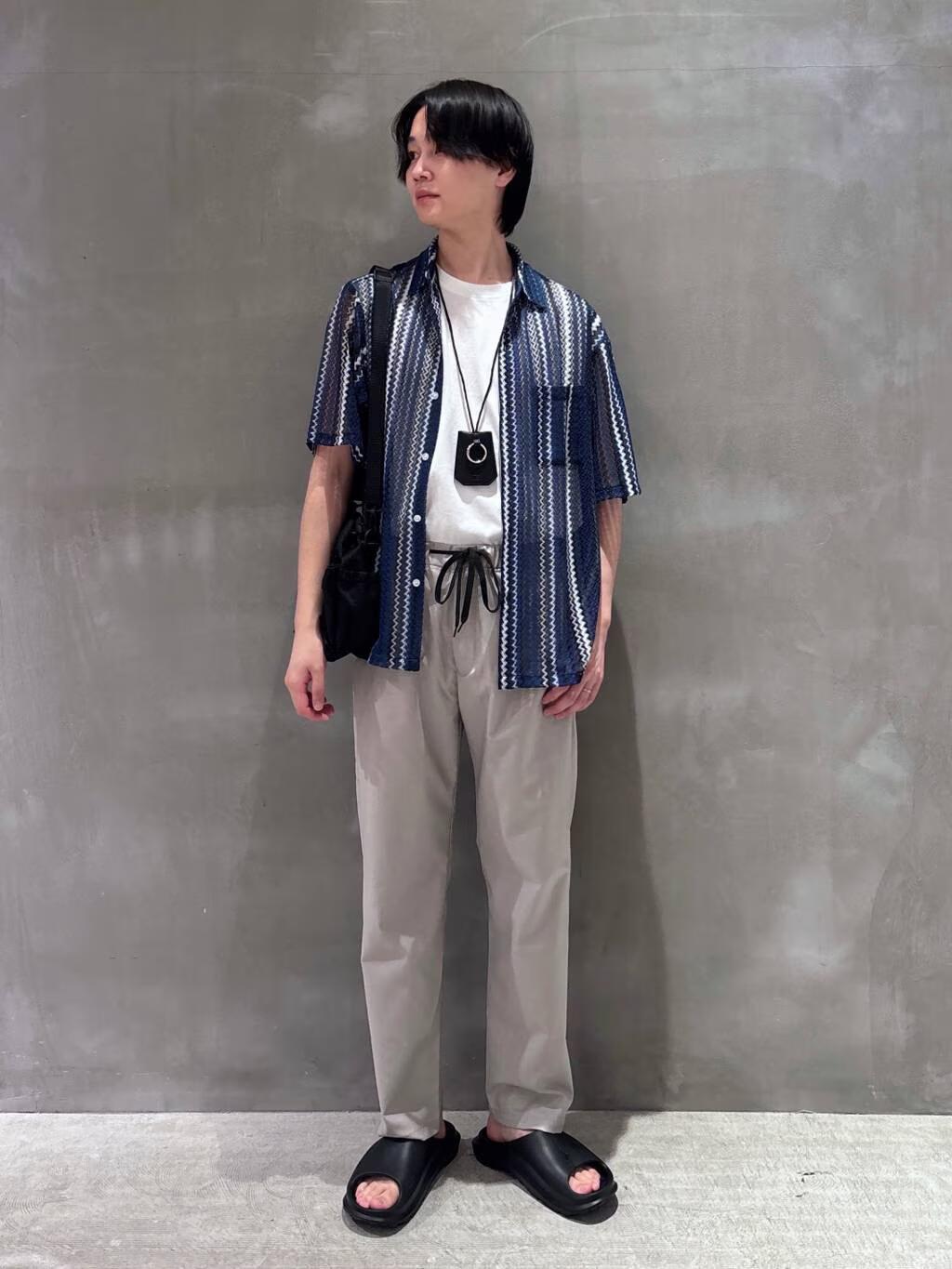 LAKOLEのノースリーブカットソーを使ったコーディネートを紹介します。｜Rakuten Fashion(楽天ファッション／旧楽天ブランドアベニュー)5567477