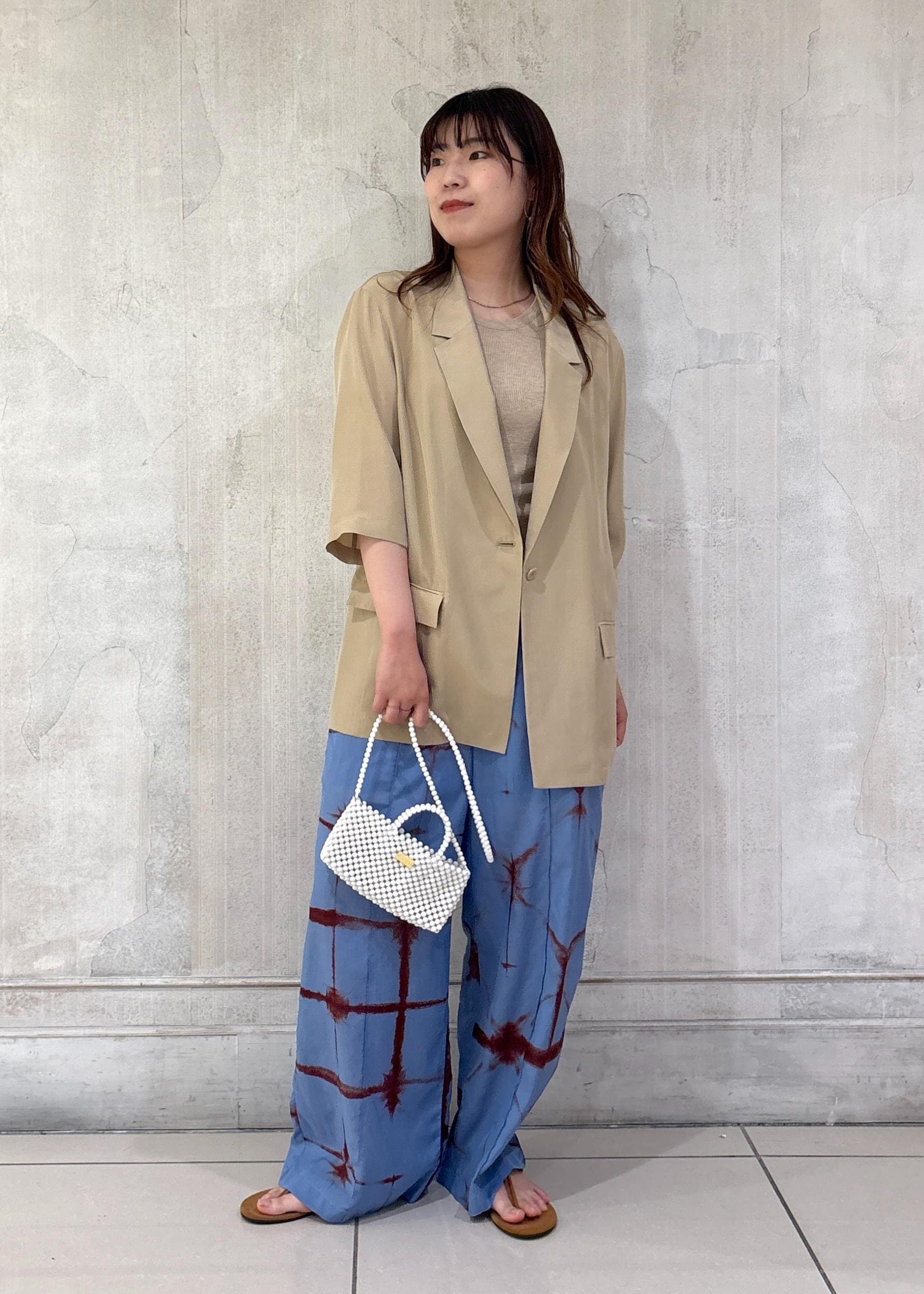 ROPE'の[25SS]GENTLE SILK ハーフスリーブジャケット【セットアップ対応・洗える】を使ったコーディネートを紹介します。｜Rakuten Fashion(楽天ファッション／旧楽天ブランドアベニュー)5603320