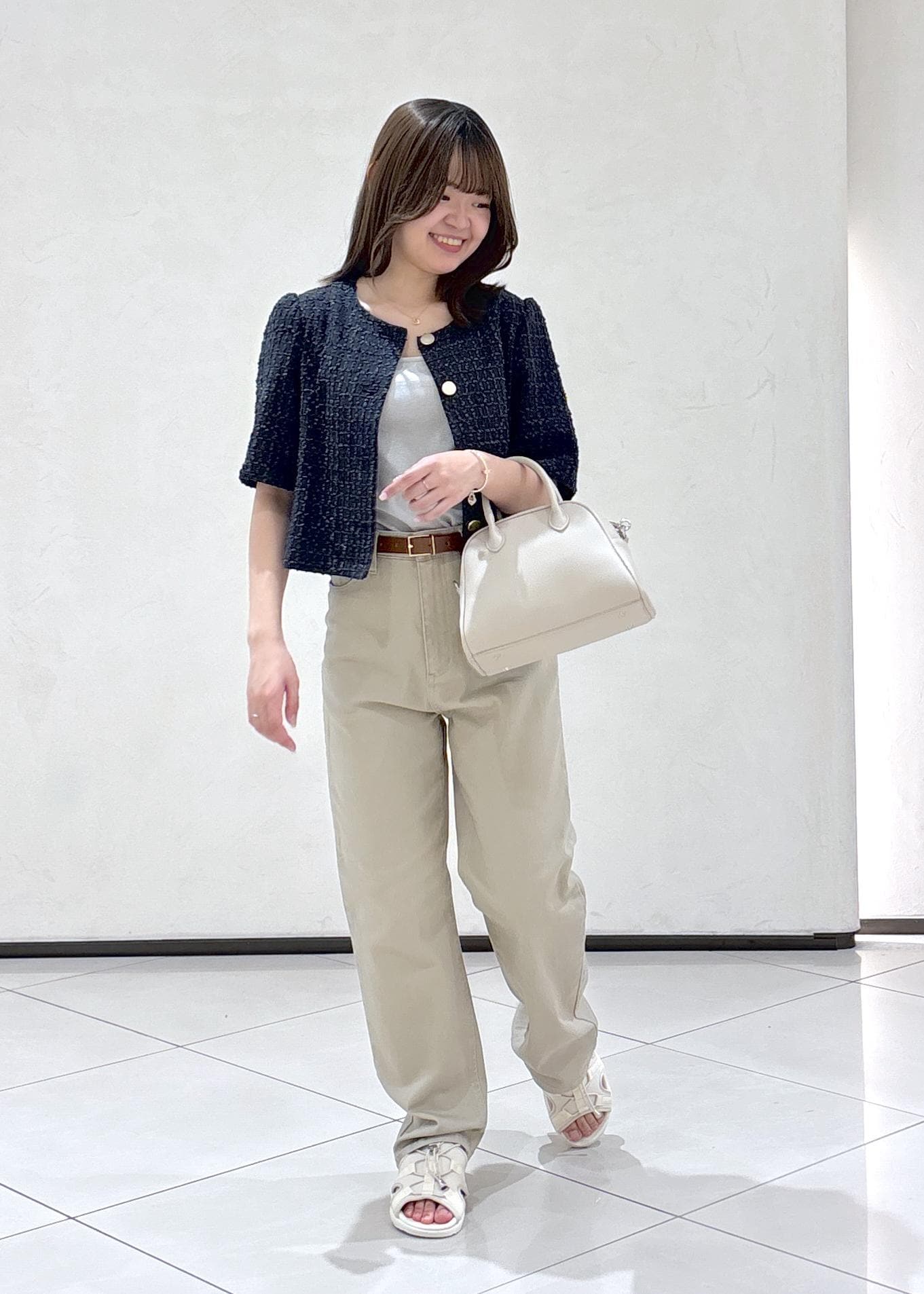 ROPE' PICNICの【サマー・ツイード】金ボタンカーディジャケットを使ったコーディネートを紹介します。｜Rakuten Fashion(楽天ファッション／旧楽天ブランドアベニュー)5665741
