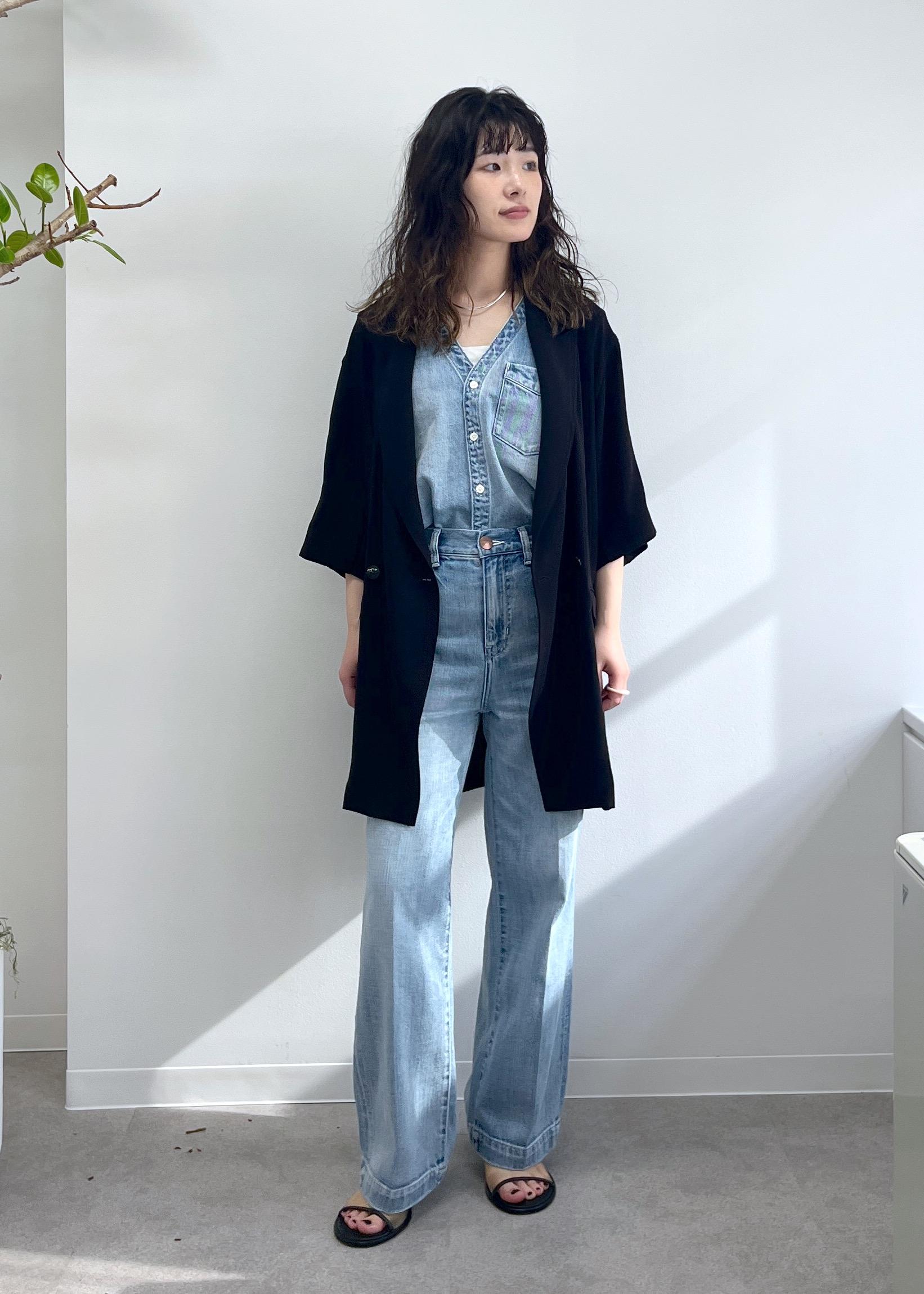 SALON adam et rope'のバックサテンハーフスリーブジャケット[セットアップ対応・今から秋まで]を使ったコーディネートを紹介します。｜Rakuten Fashion(楽天ファッション／旧楽天ブランドアベニュー)5669014
