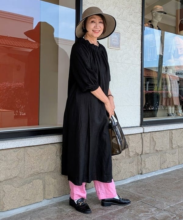 BEAMS HEARTのリネンミックス オフショルダーワンピースを使ったコーディネートを紹介します。｜Rakuten Fashion(楽天ファッション／旧楽天ブランドアベニュー)5579493