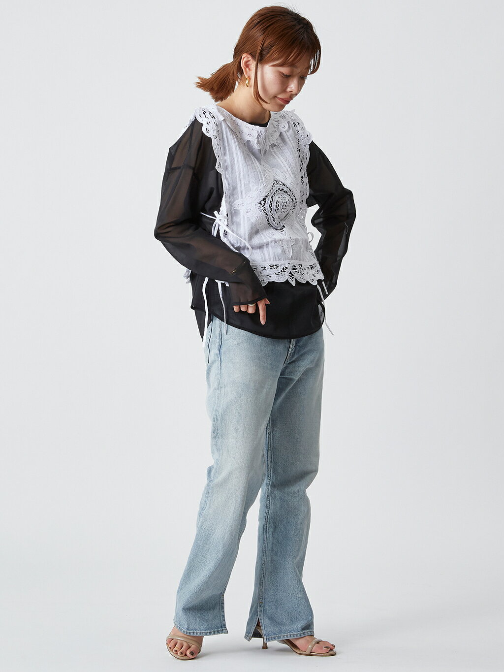 1er Arrondissementのオーガンジークルーネックブラウスを使ったコーディネートを紹介します。｜Rakuten Fashion(楽天ファッション／旧楽天ブランドアベニュー)5581692